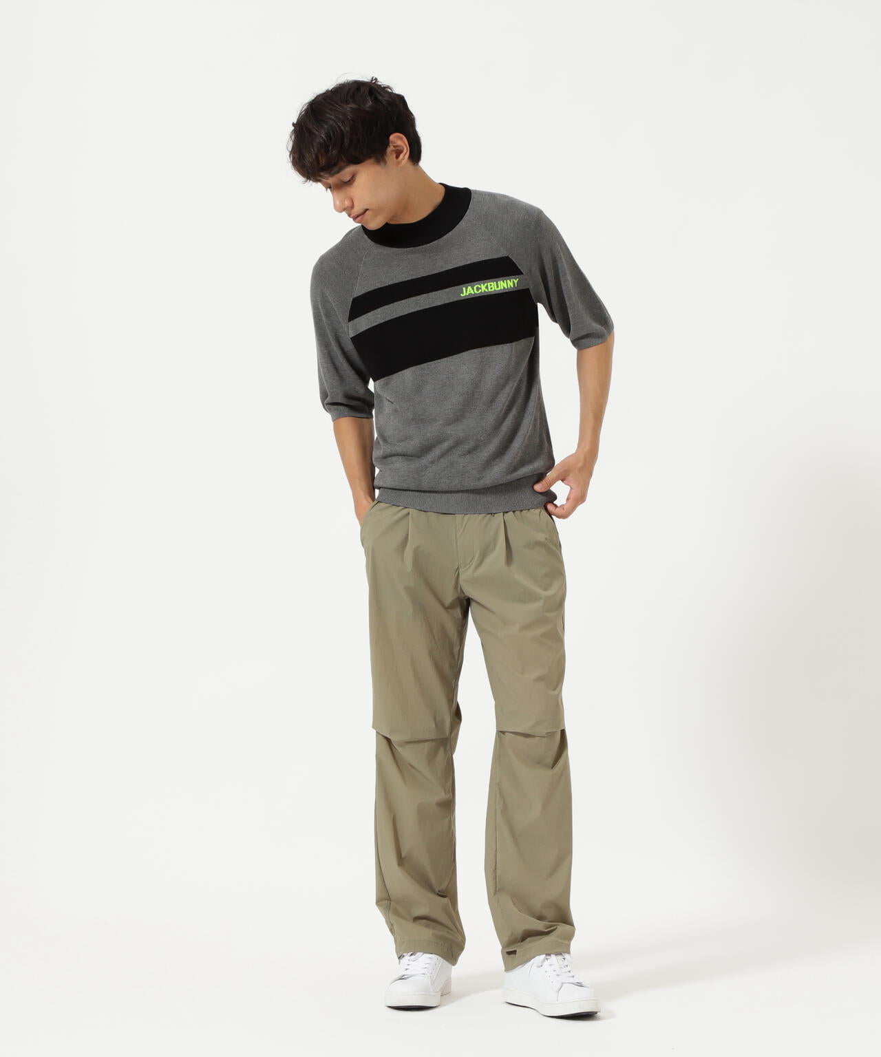 半袖モックネックニットプルオーバー