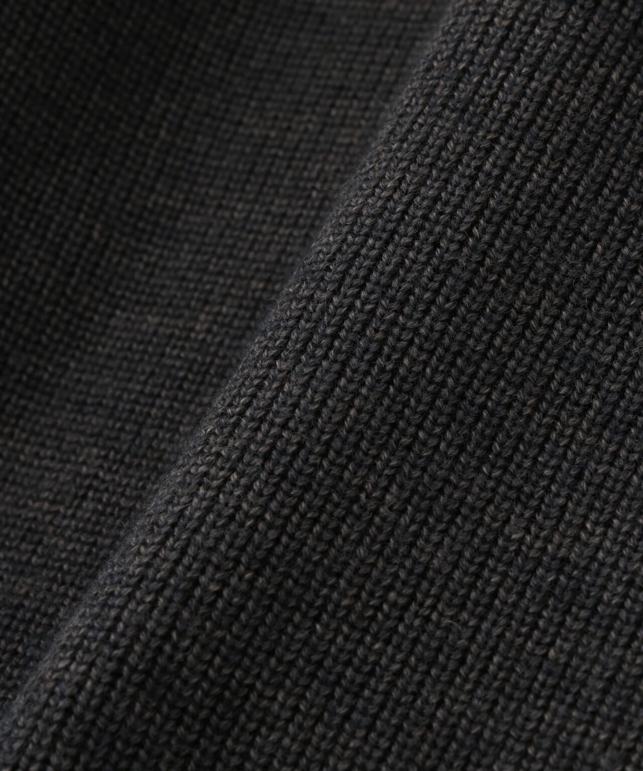 【jbplse】クリンプブレンドウールドライバーズニット