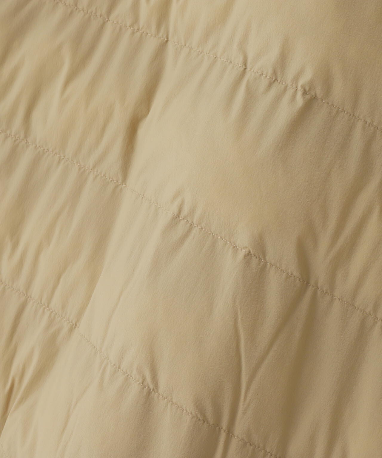 ストレッチタフタ中綿スニードジャック