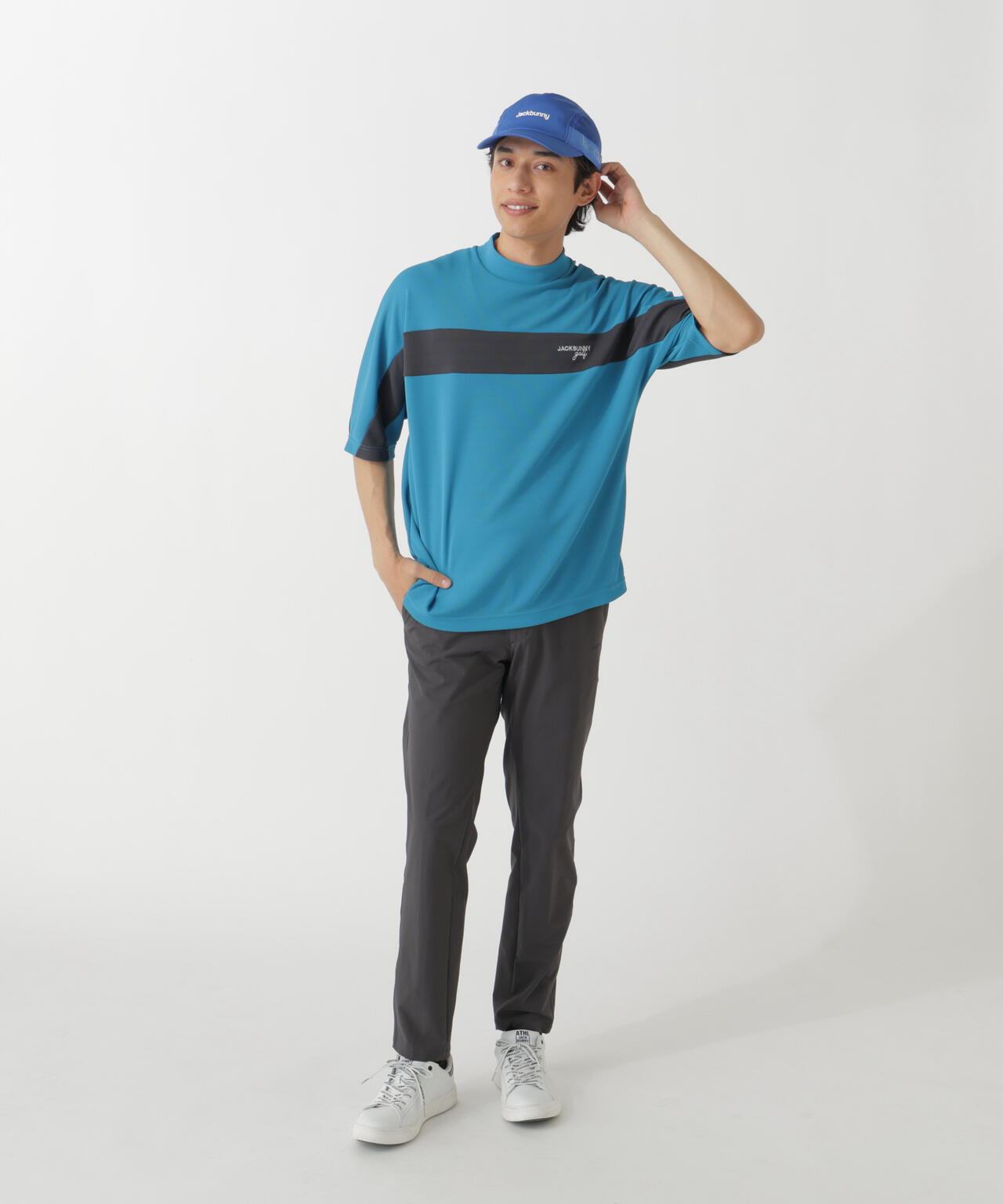 182cm C:84 W:71 H:89 着用サイズ：5