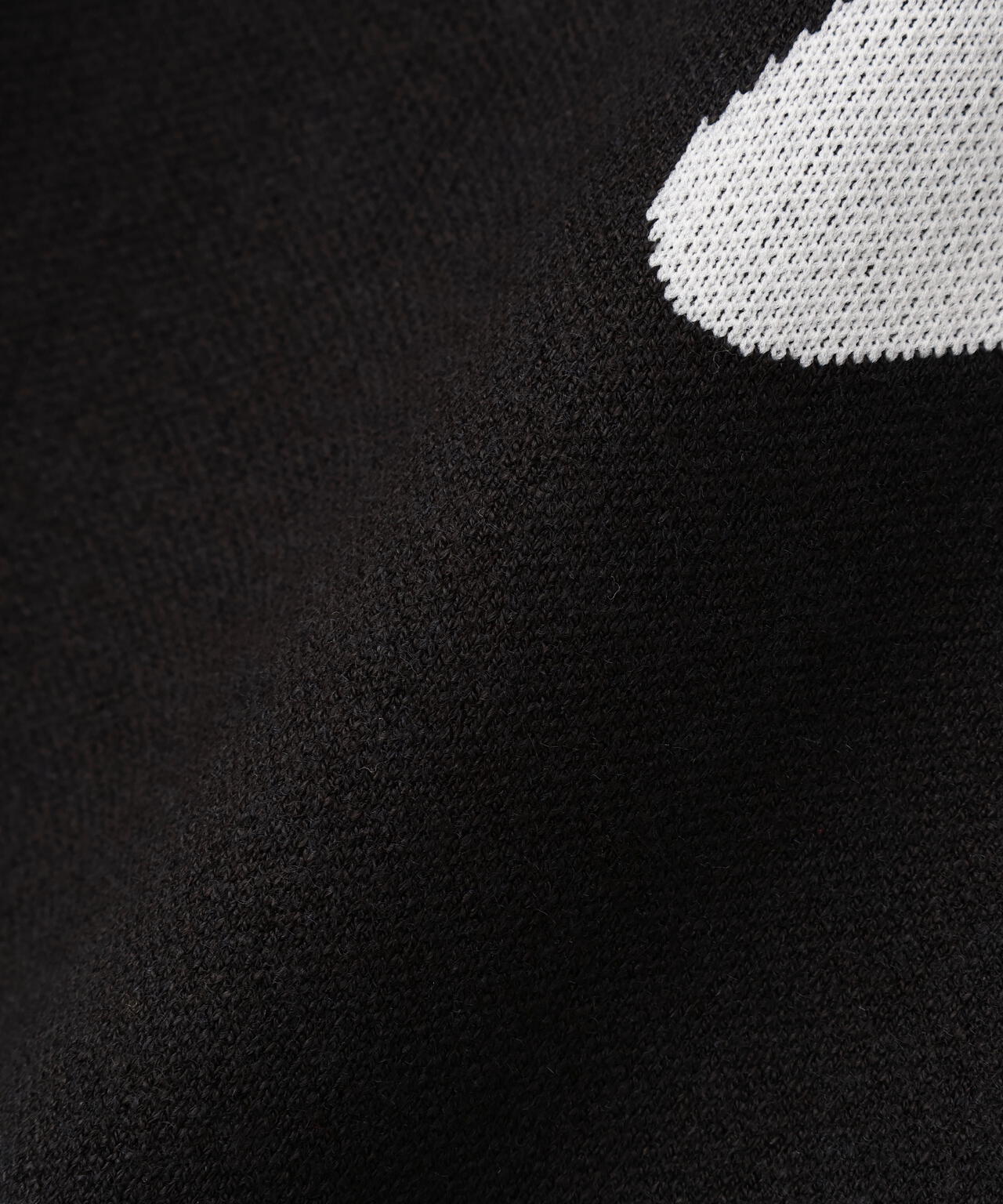 防風裏地付きクルーネックニットプルオーバー