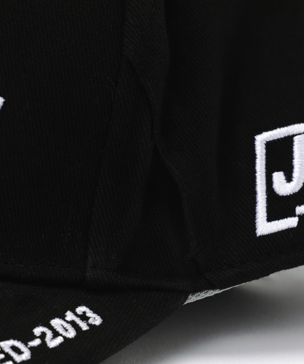 サングラスホルダー付キャップ (UNISEX)