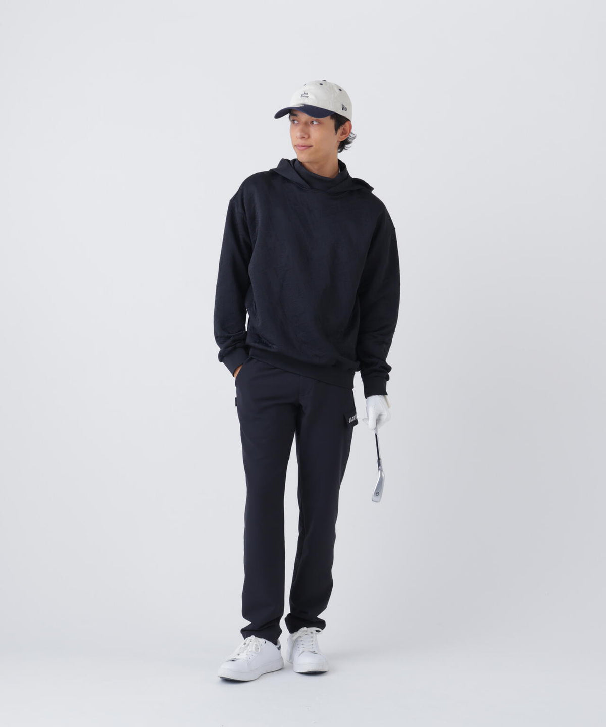 182cm C:84 W:71 H:89 着用サイズ：5