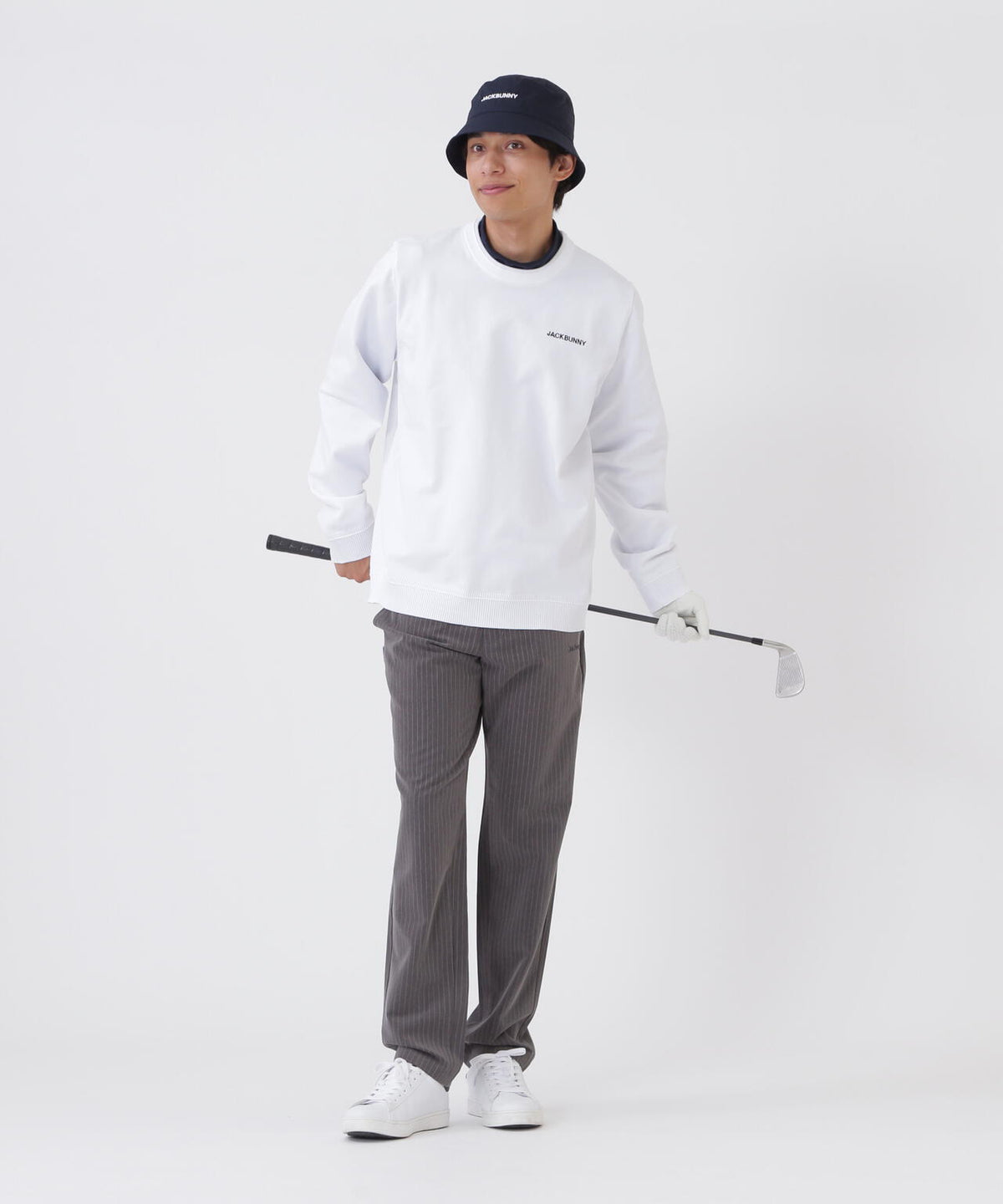 182cm C:84 W:71 H:89 着用サイズ：5