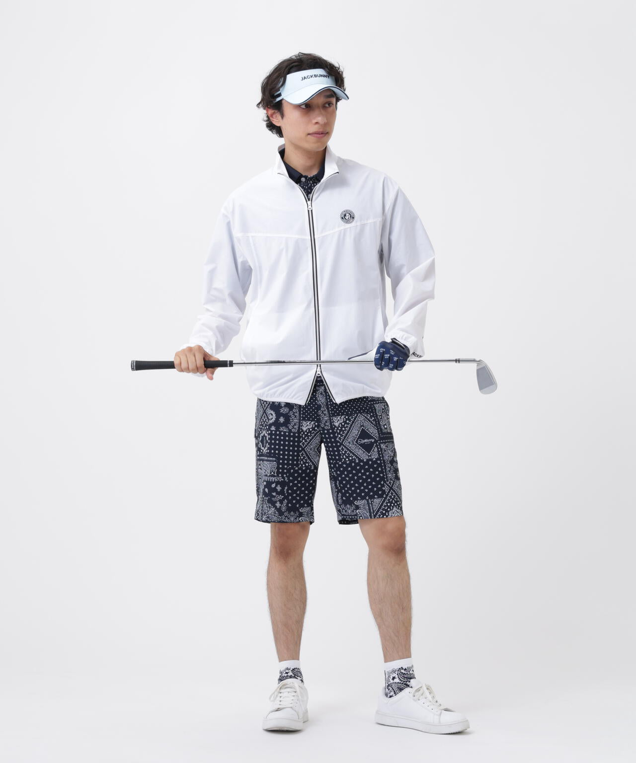 182cm C:84 W:71 H:89 着用サイズ：5