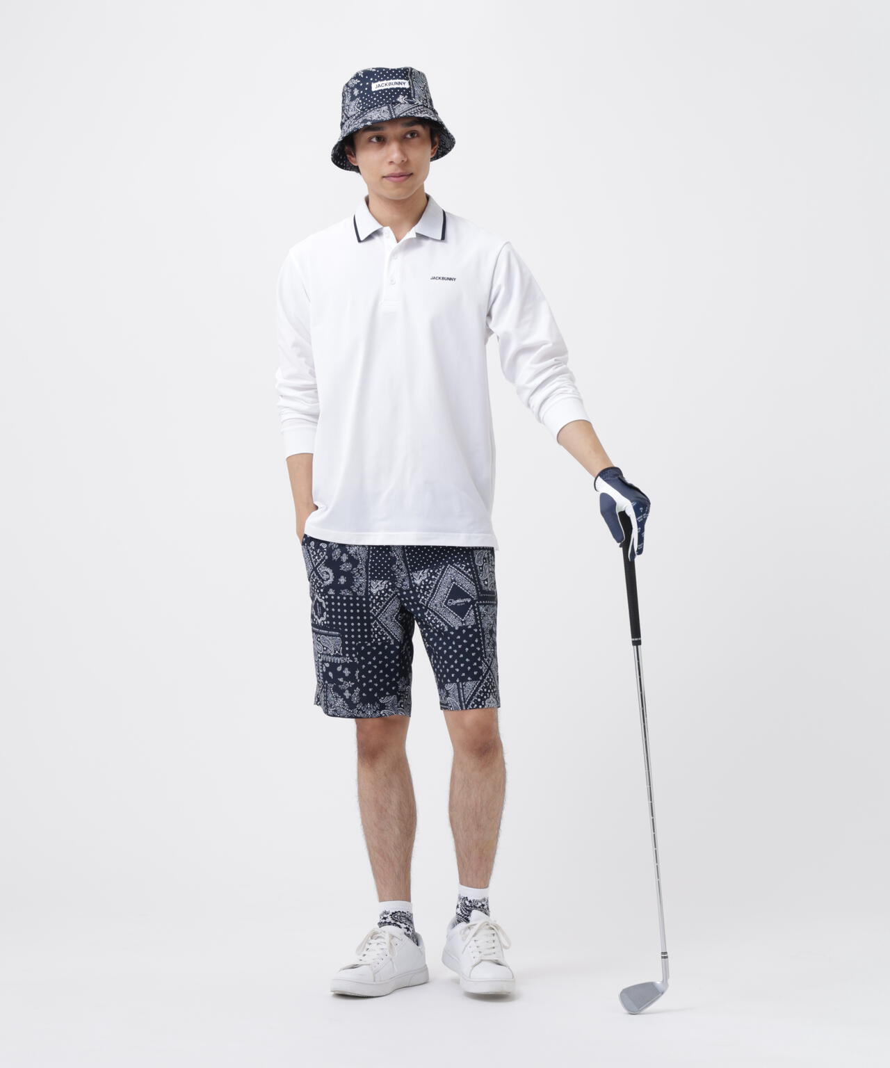 182cm C:84 W:71 H:89 着用サイズ：5