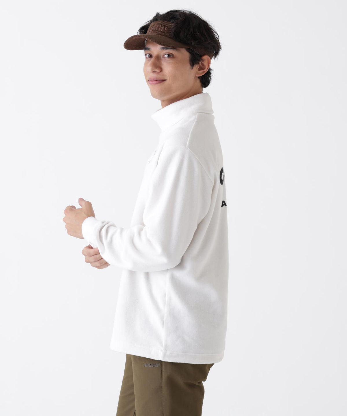 182cm C:84 W:71 H:89 着用サイズ：5