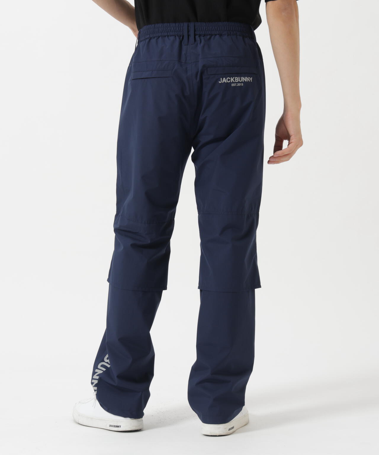 182cm C:84 W:71 H:89 着用サイズ：5