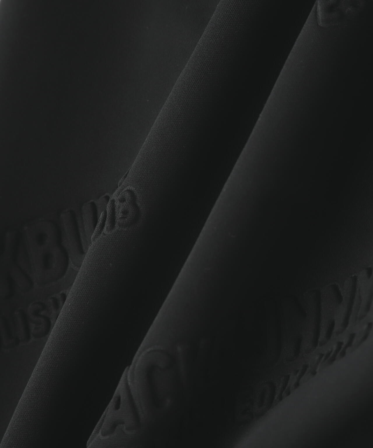 ラミネートスムース 裏地付きロングパンツ