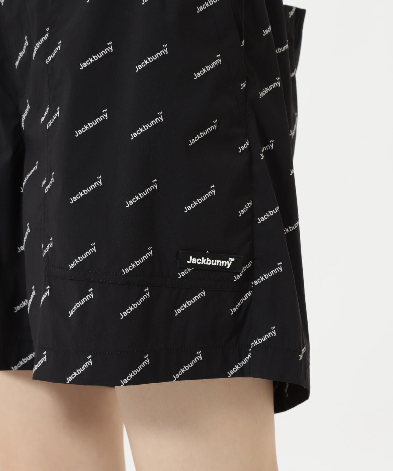 ナイロンタフタ ショートパンツ