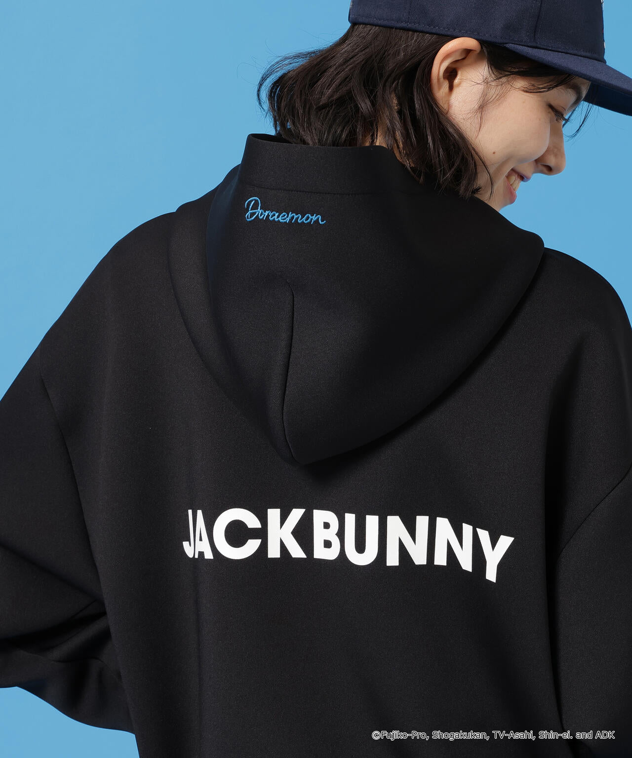 JACKBUNNY ドラえもん ナイロンジャケット ドラえもん】【公式オンライン限定】集合アートフーディプルオーバー