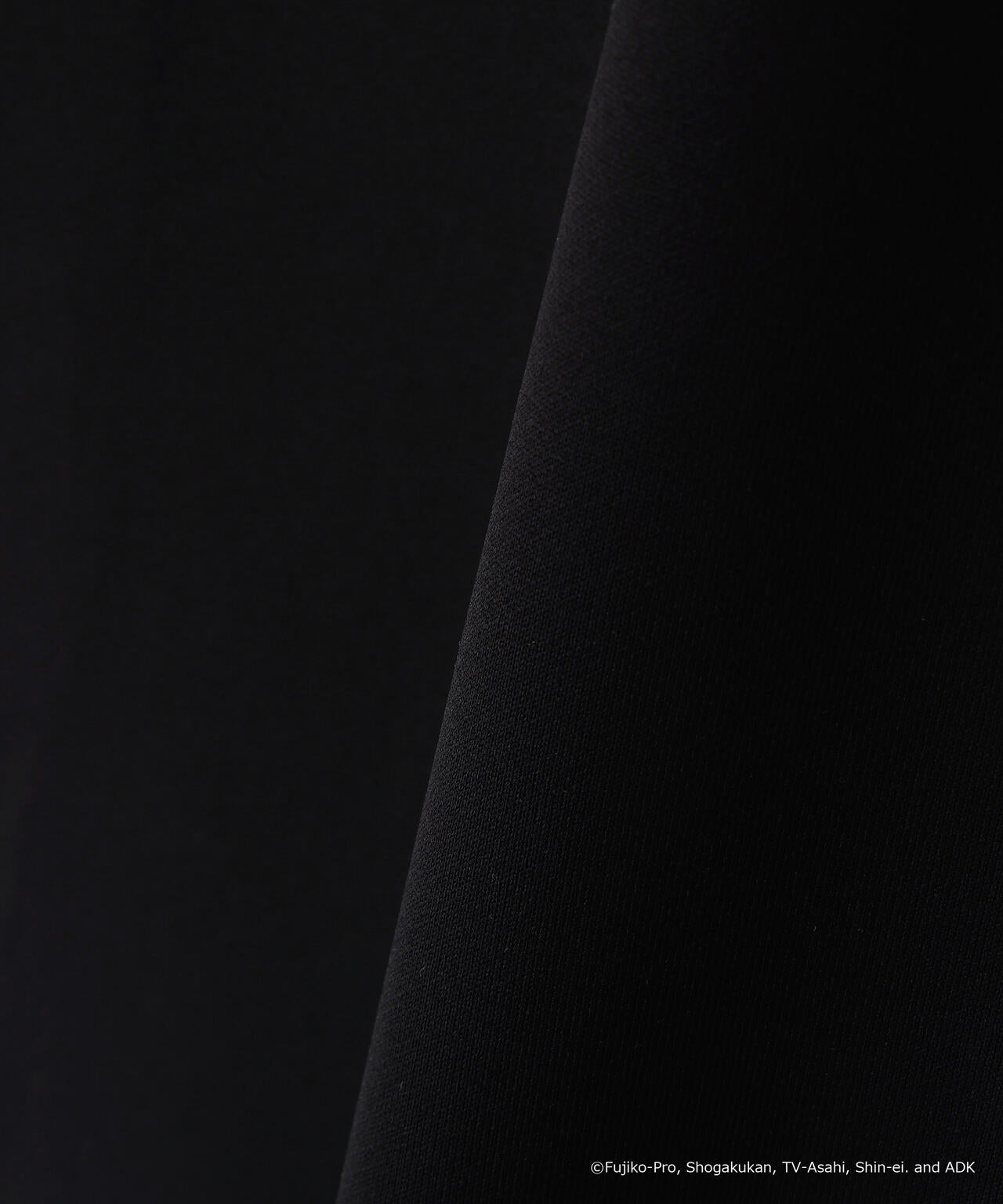 【ドラえもん】【直営店舗&公式オンライン限定】クルーネックダンボールスウェットプルオーバー