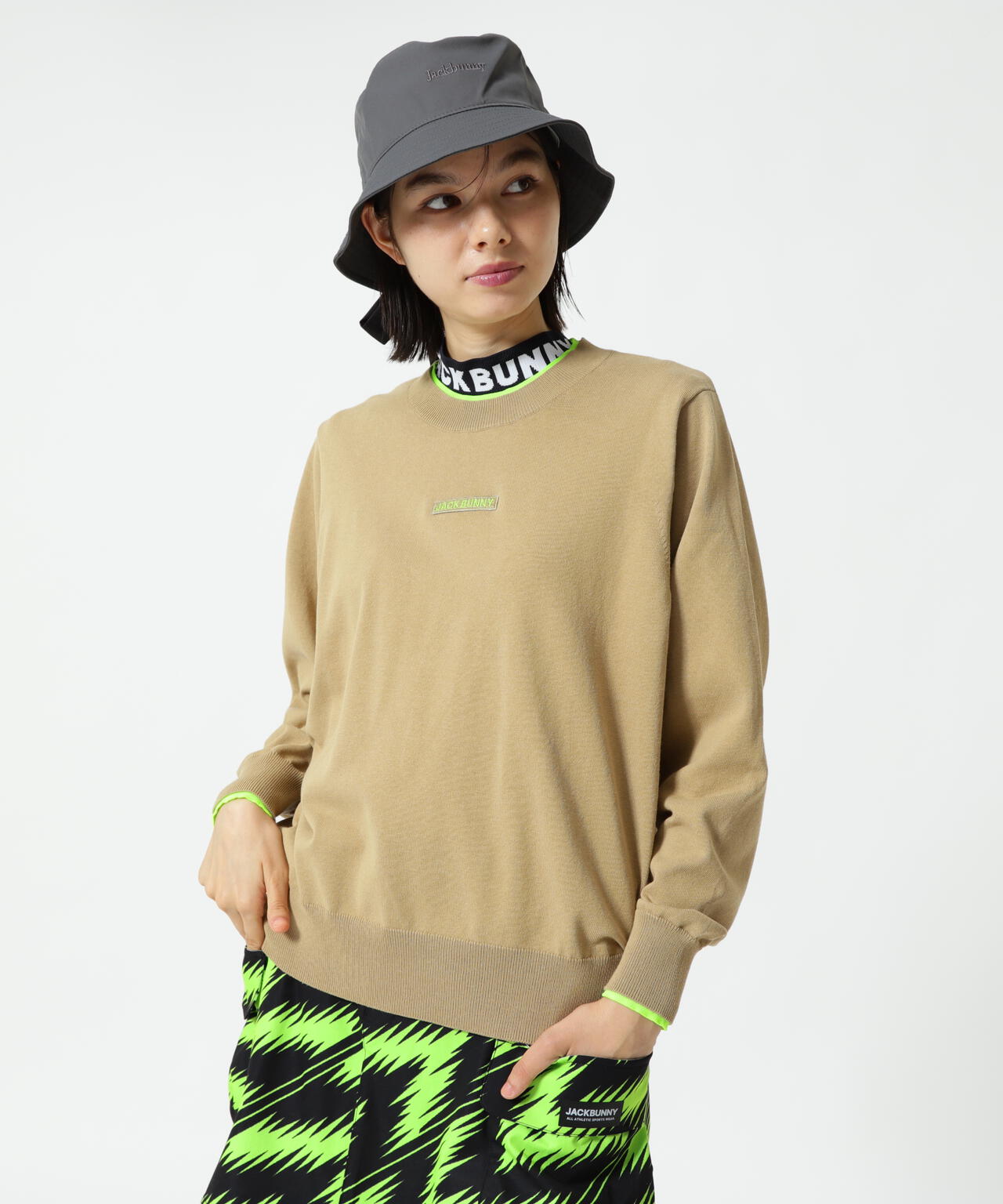 16Gクルーネックニットプルオーバー