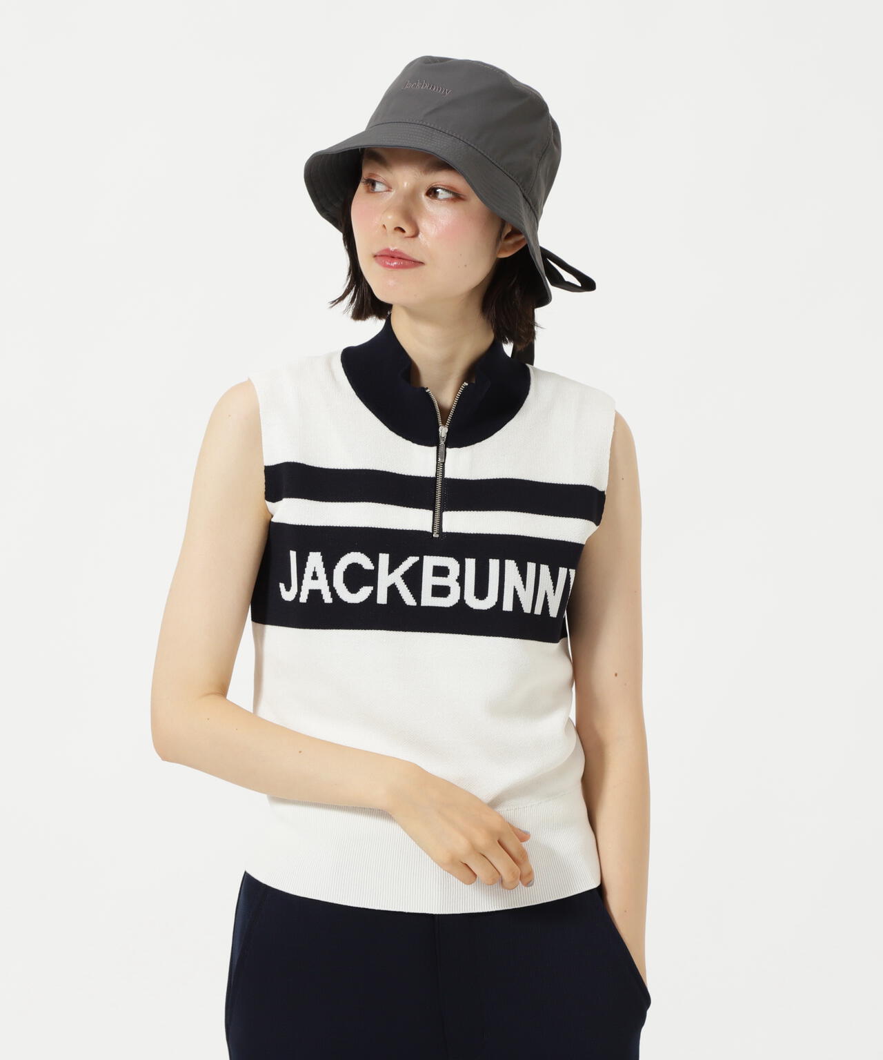 ハーフジップアップノースリーブニットプルオーバー