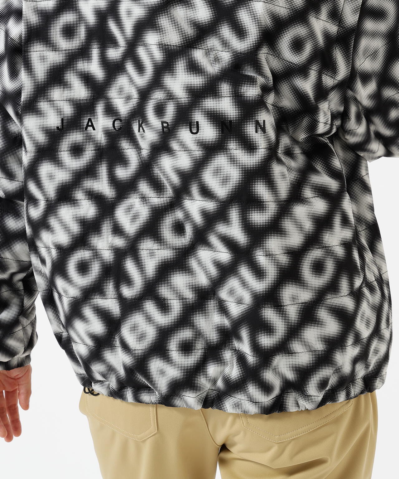 ストレッチタフタ中綿スニードジャック