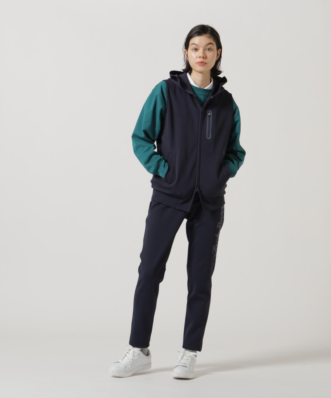 PEダンボールフーディジップベスト