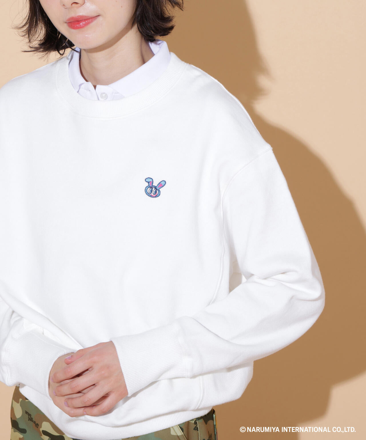 【一部店舗&公式オンライン限定】エンジェルブルーコラボ裏毛スウェットクルーネックプルオーバー