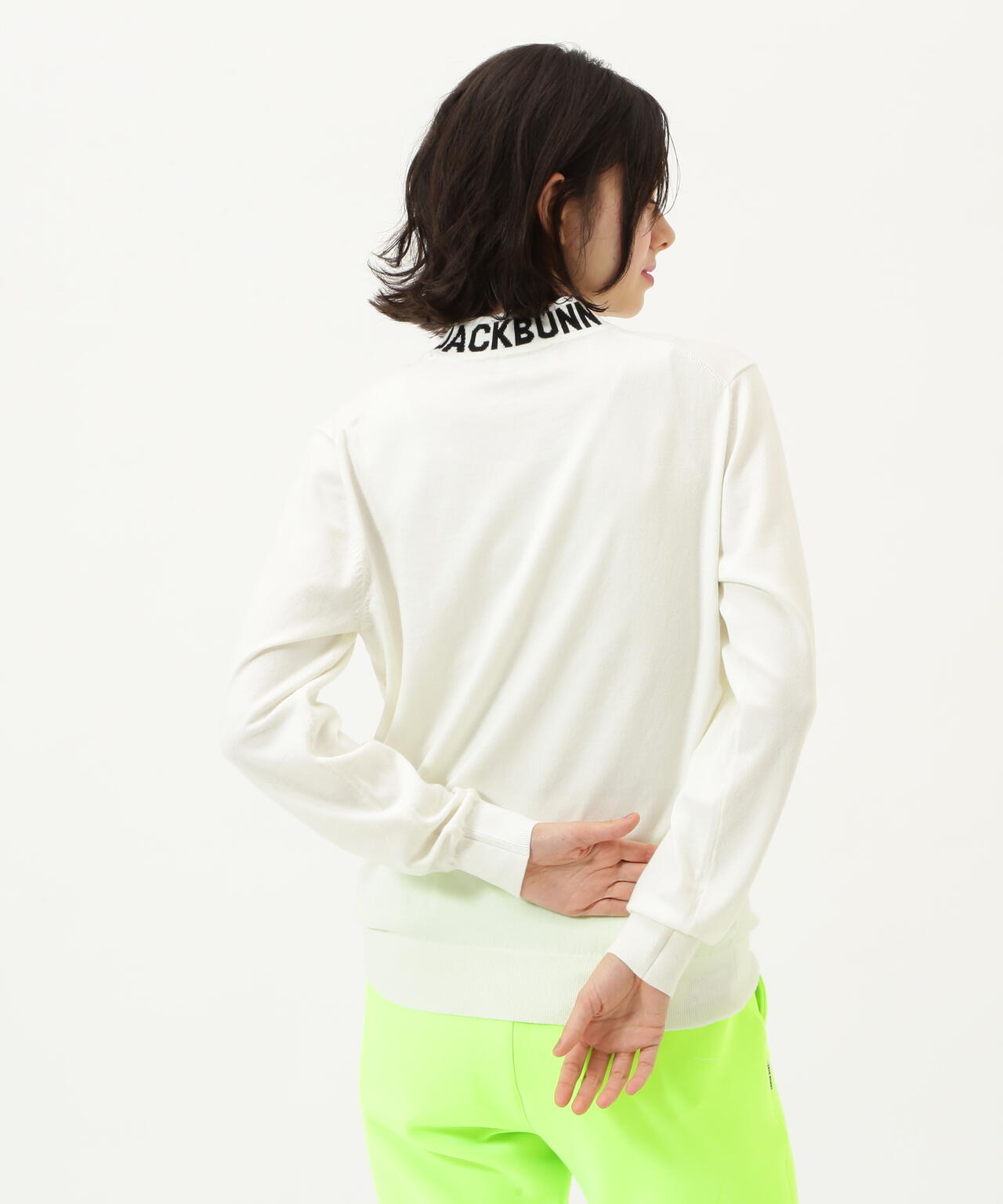カシミヤタッチモックネックニット