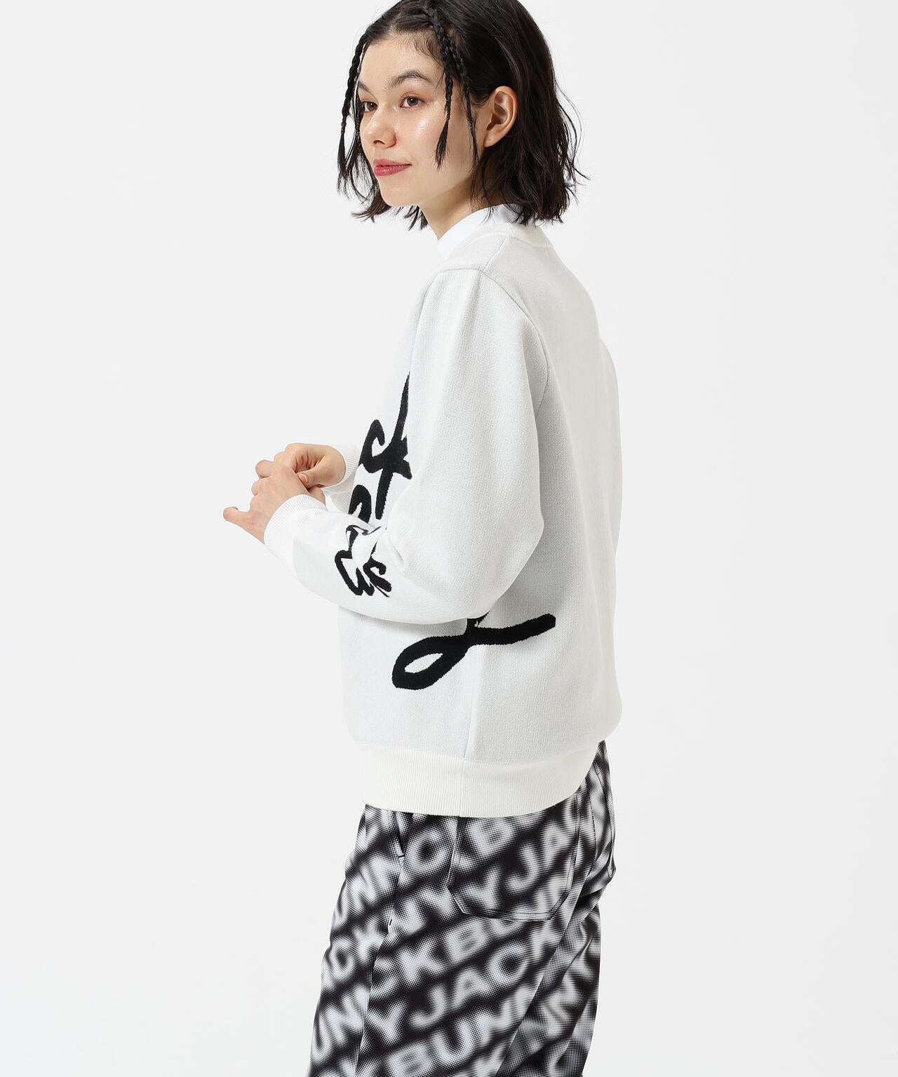 防風裏地付きクルーネックニットプルオーバー