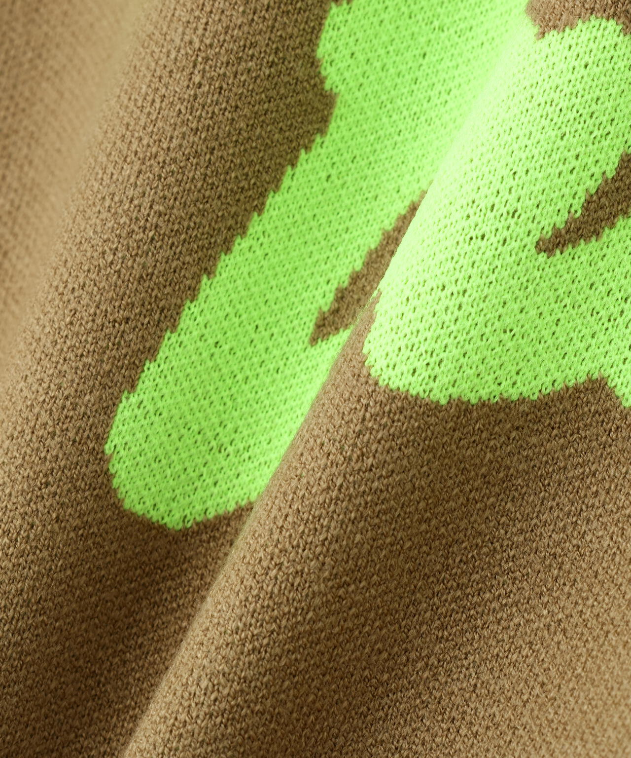 防風裏地付きクルーネックニットプルオーバー