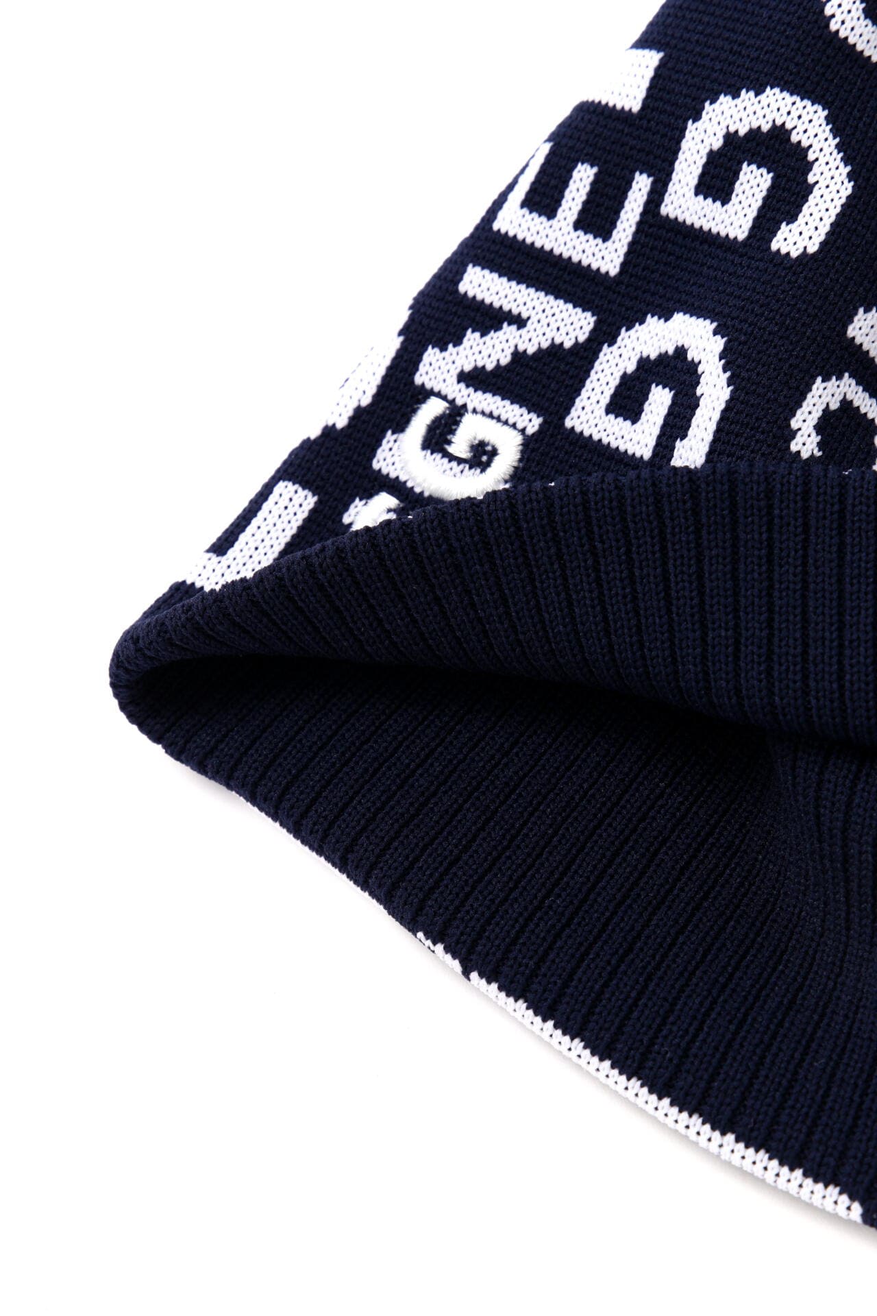 【PGG】アモッサニットワッチ ＜ロゴ総柄＞ (UNISEX)