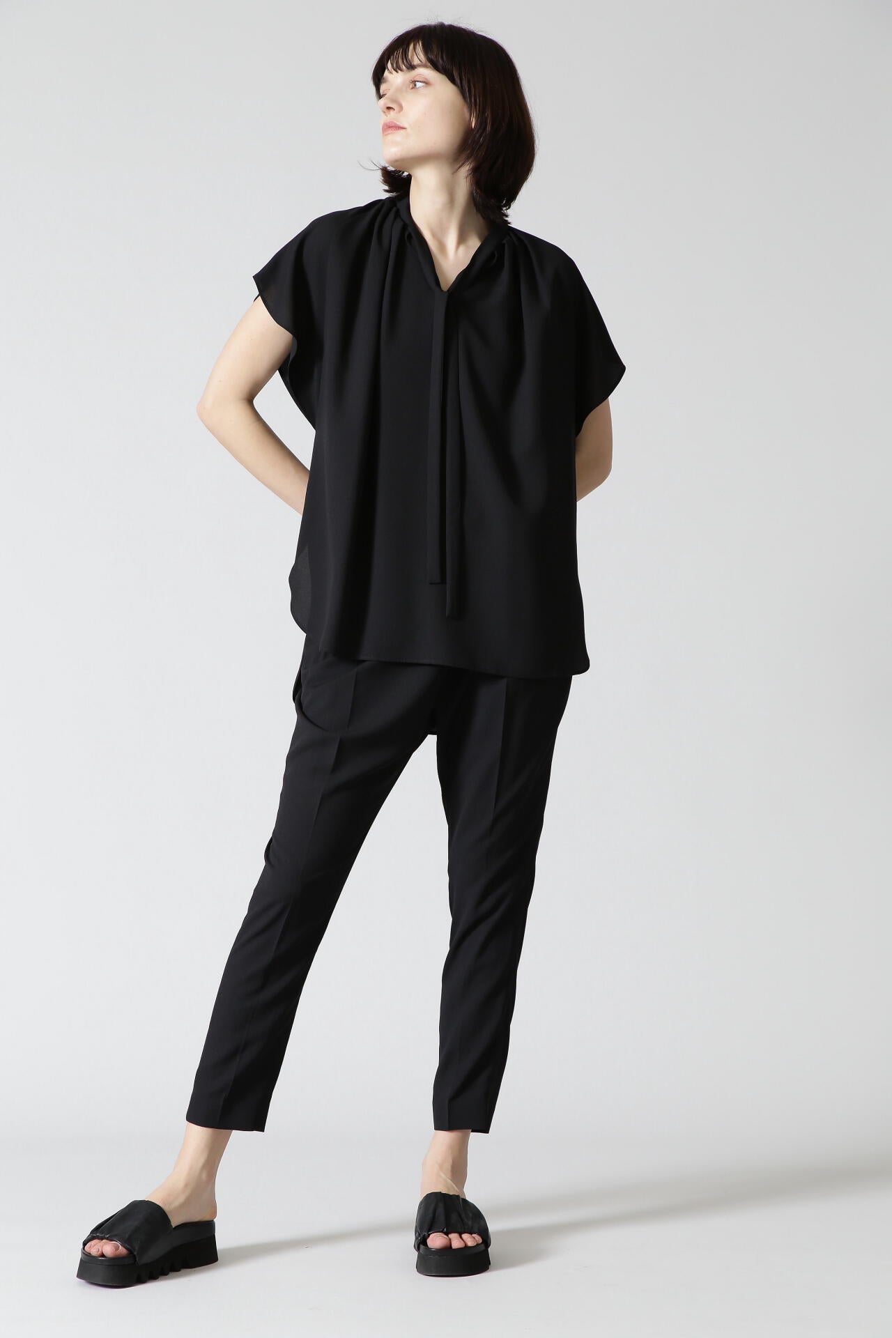 ライトジョーゼットボウタイブラウス
