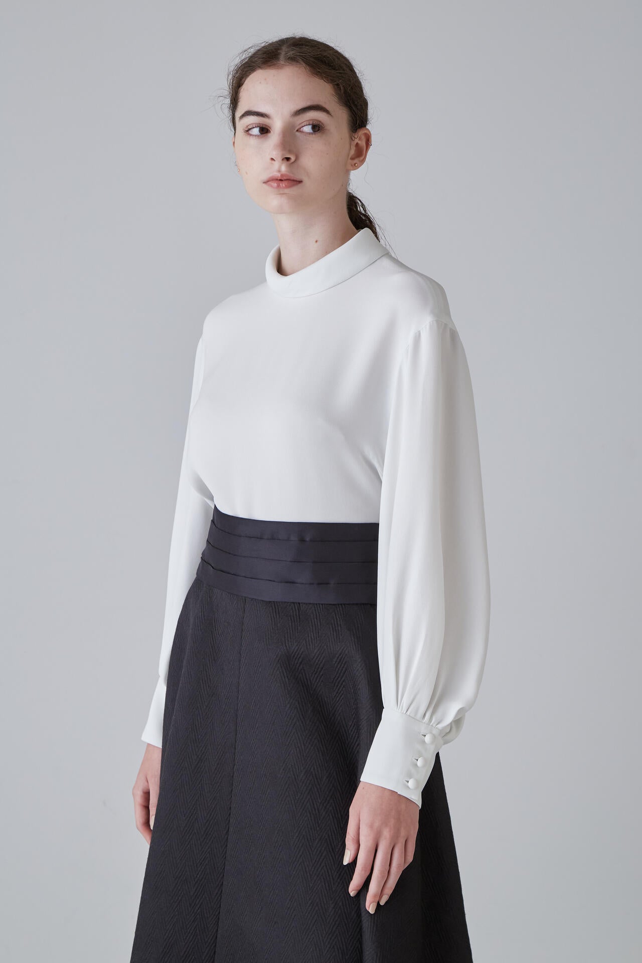 BLACK LABEL＞ シルクデシンブラウス | ADORE（アドーア） ｜【公式