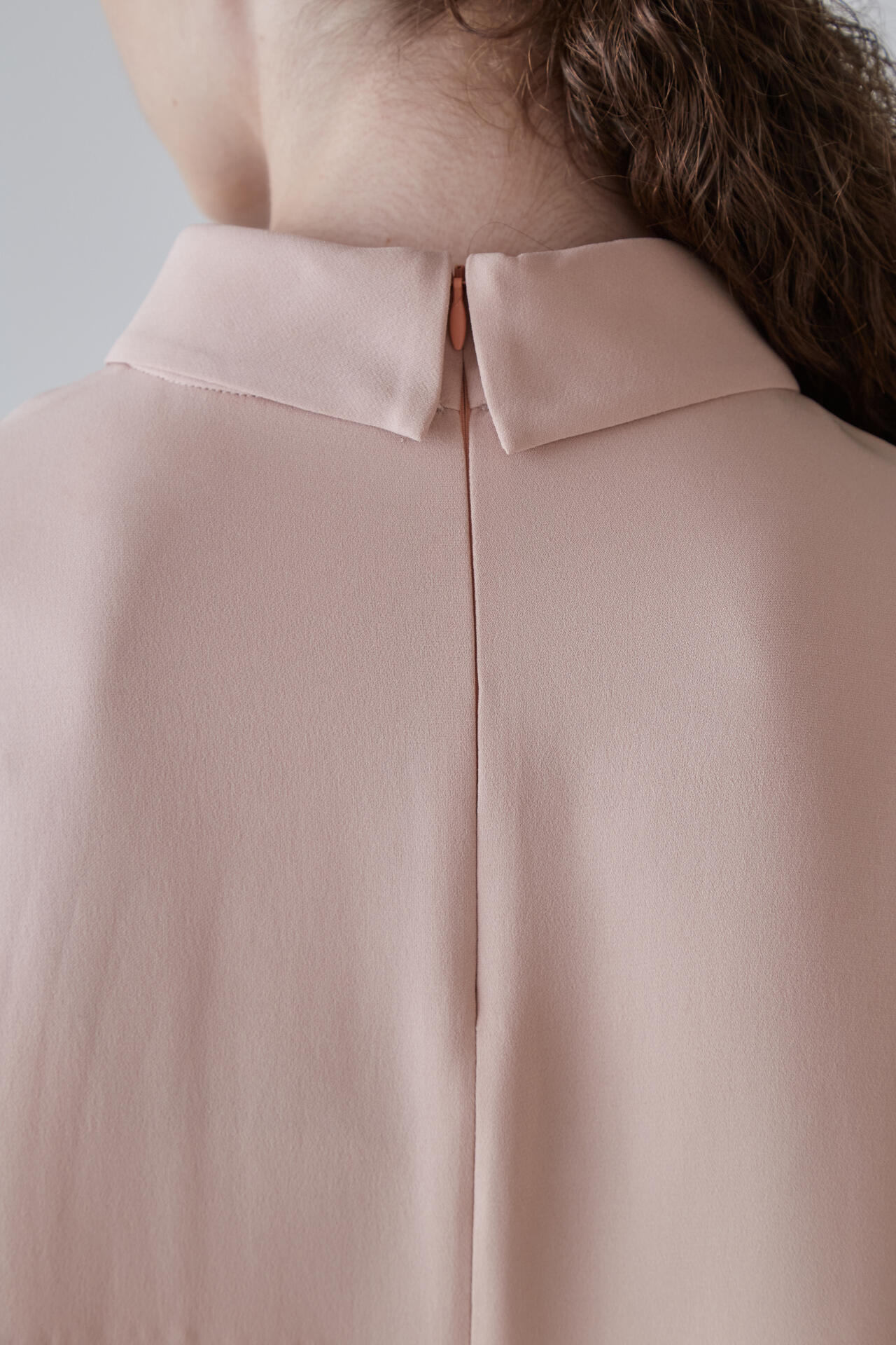 BLACK LABEL＞ シルクデシンブラウス | ADORE（アドーア） ｜【公式