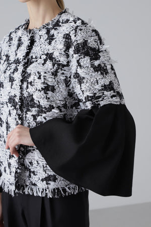 f4d2c353-1b6d-56be-b4e1-26f5211f841a_Image