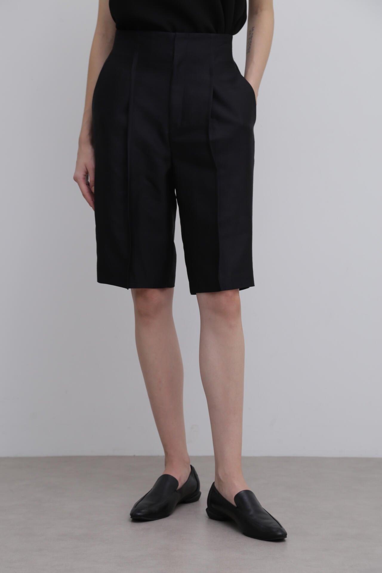 e41fcb2f-4f18-5ab1-a940-8bc8b60cc1a1_Image