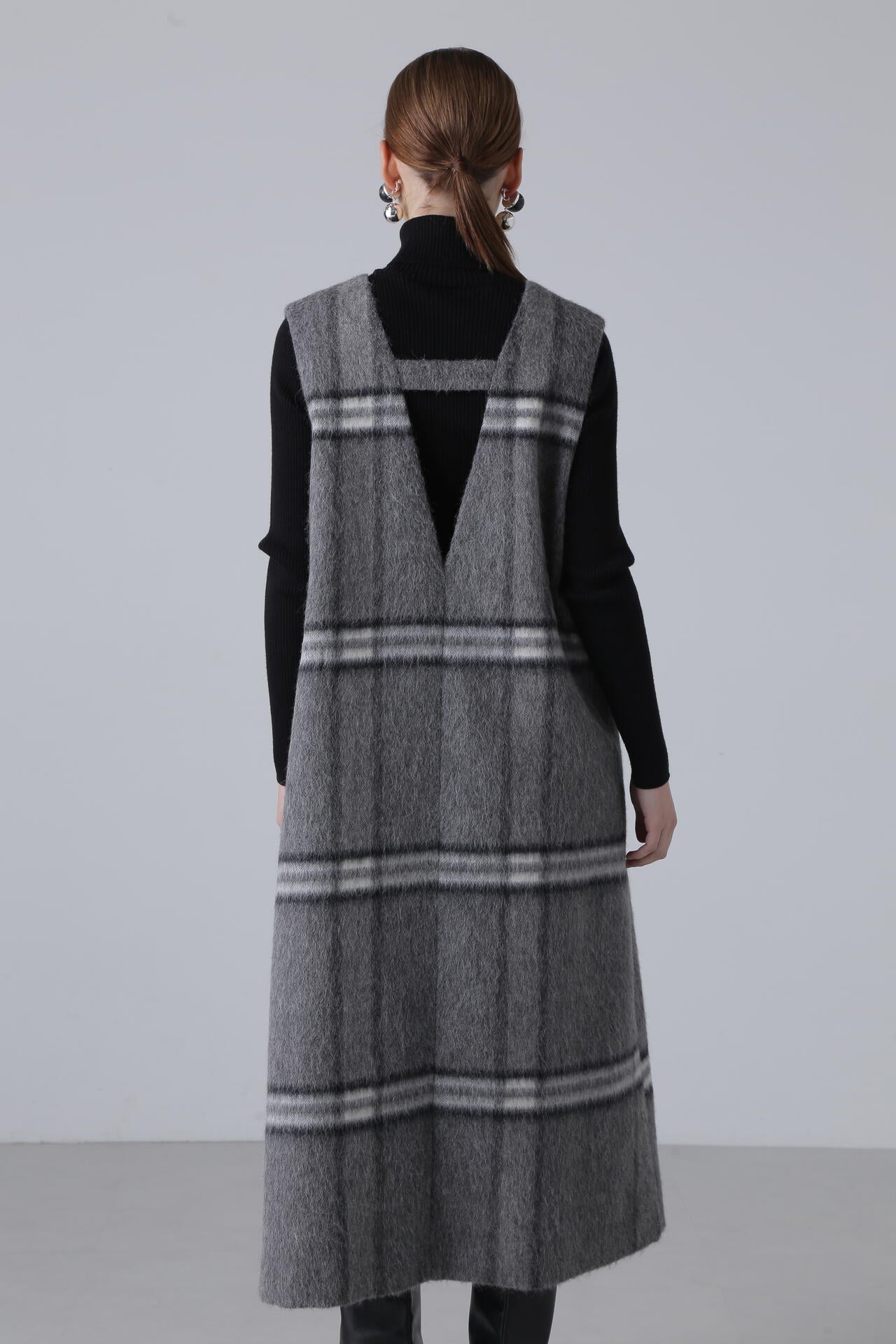 ほぼ未使用 アドーア 24年製 アルパカシャギーチェックワンピース ジャンスカ アルパカシャギーチェックワンピース | ADORE（アドーア