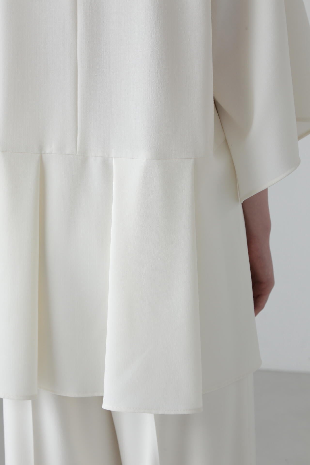 2WAYトロピカルブラウス | ADORE（アドーア） ｜【公式】通販mix