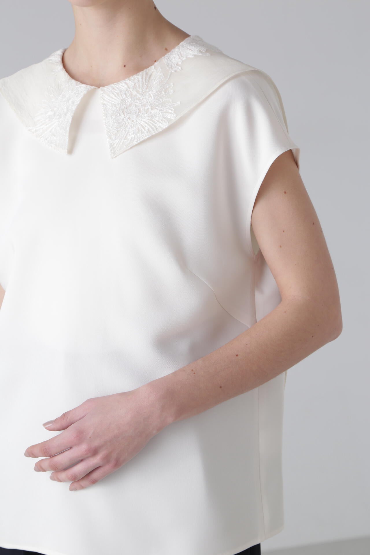 42b83a65-3439-5b26-8ff2-24606e6b4061_Image