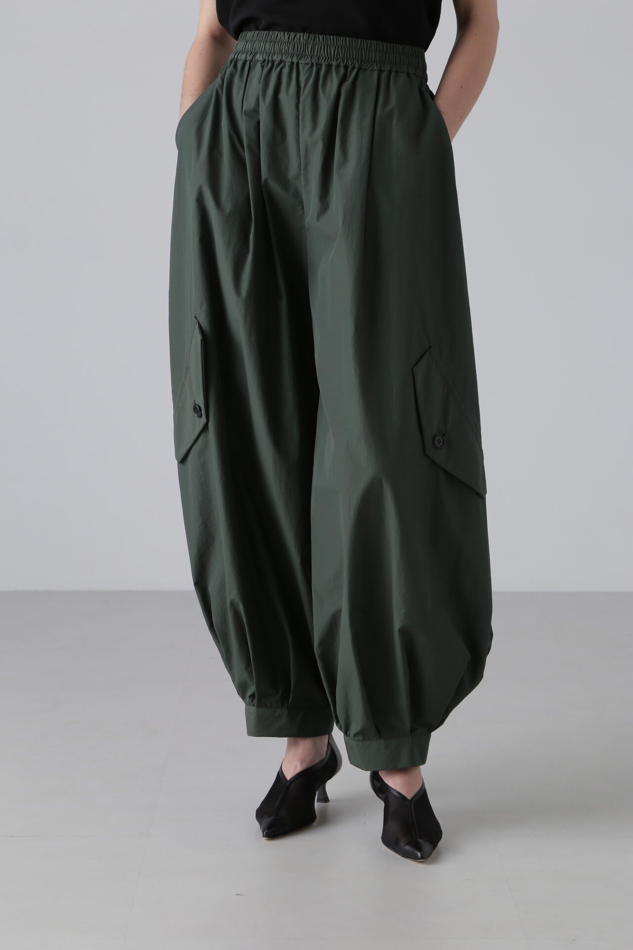 963ac4fa-75f8-58f5-8b5b-378a216ce4e6_Image