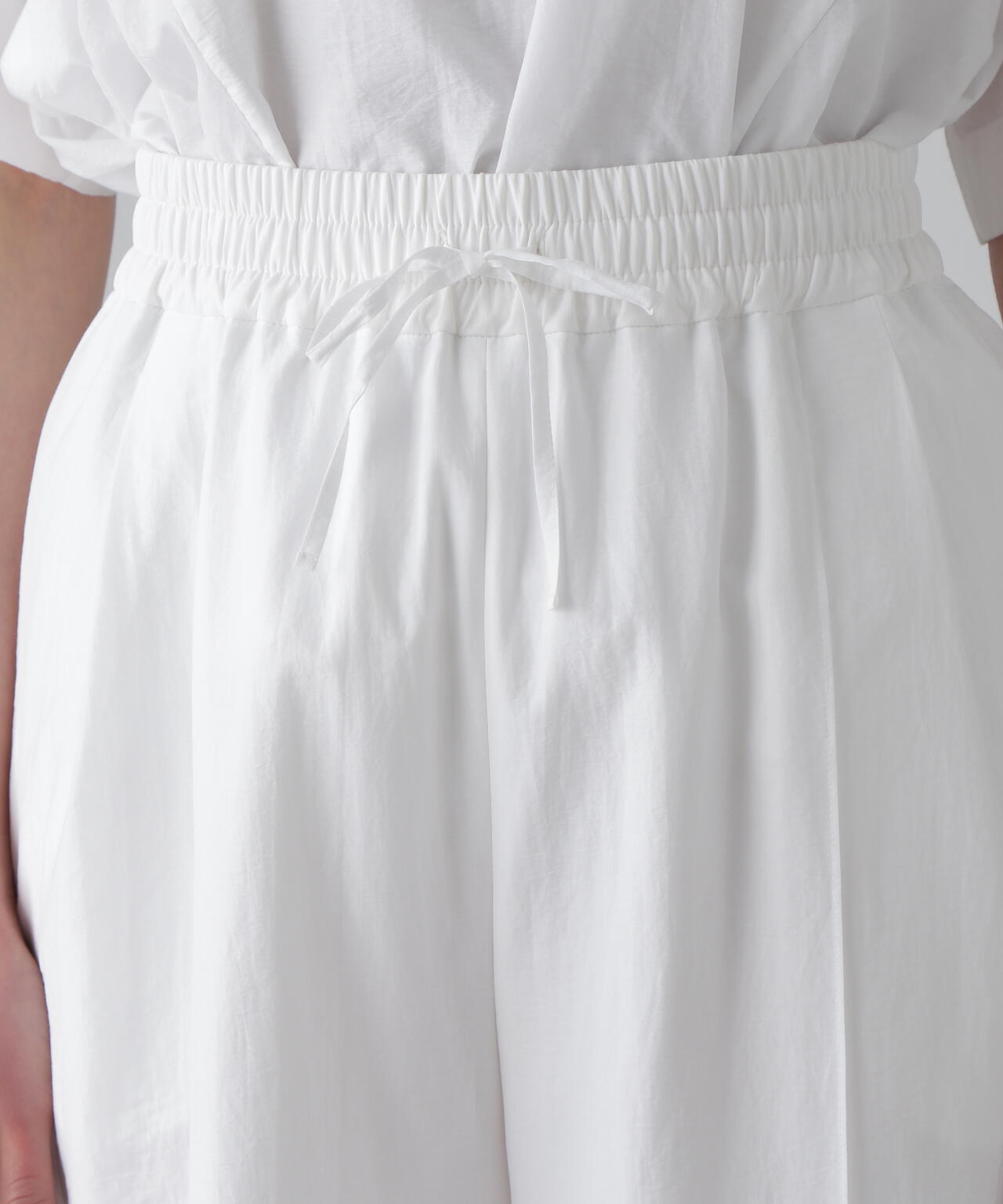 【極美品】現行品　ADORE アドーア プルーフナイロンタフタジャケット 38 ハイマルチタフタジャケット | ADORE（アドーア） ｜【公式