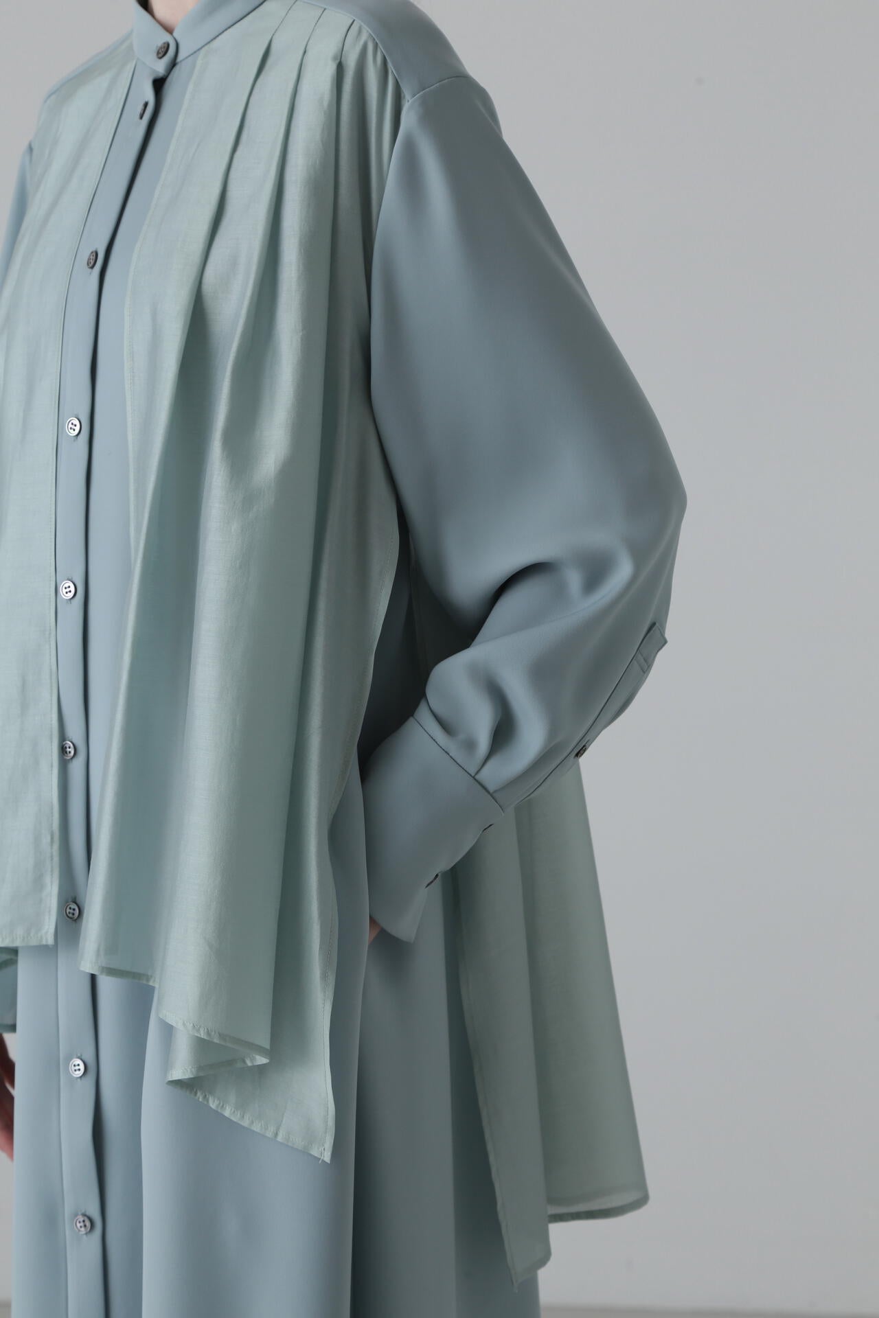 パウダリードライサテンワンピース | ADORE（アドーア） ｜【公式