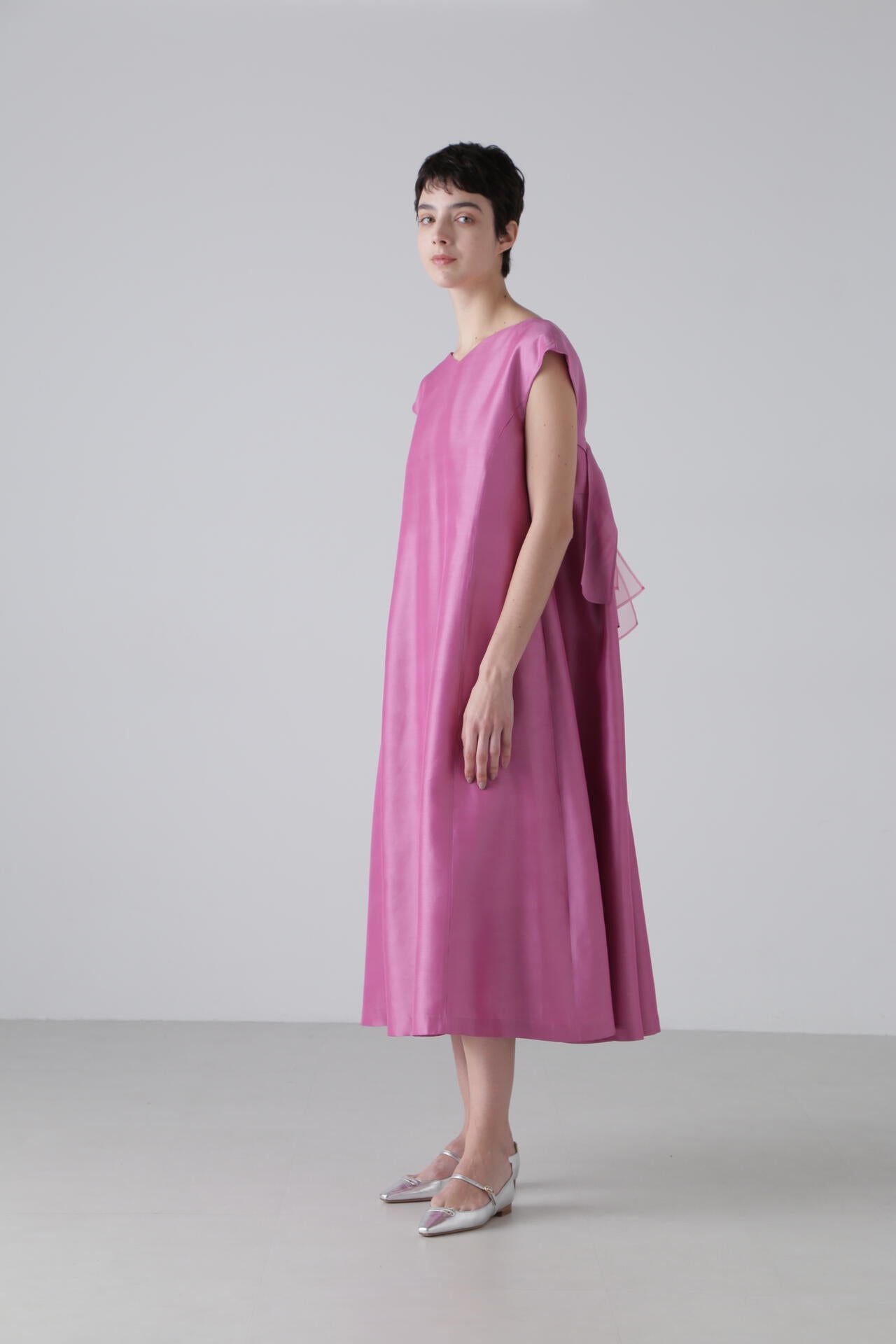 BLACK LABEL＞ シルクタフタワンピース | ADORE（アドーア） ｜【公式