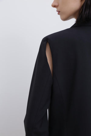 4e5c4e3f-ac32-55b7-b529-9c3589505d3d_Image