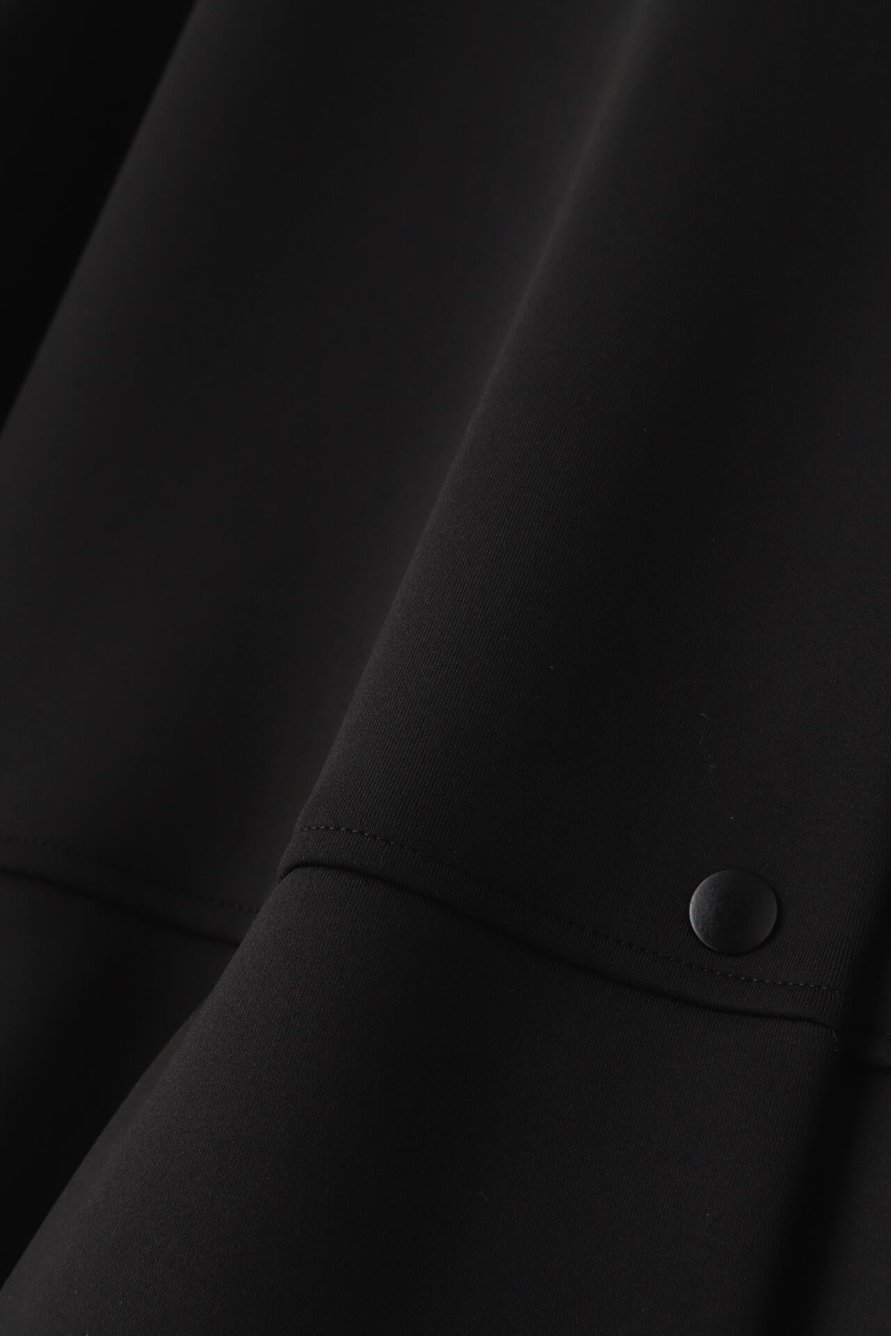 【極美品】現行品　ADORE アドーア プルーフナイロンタフタジャケット 38 ◇クリアクロスジャケット（5314250908） | ADORE