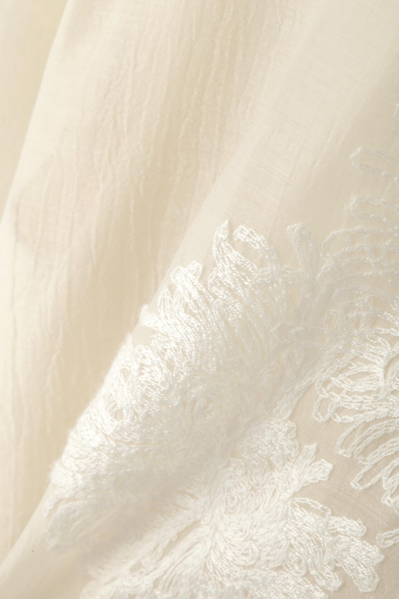 シアーエンブロイダリージャケット | ADORE（アドーア） ｜【公式