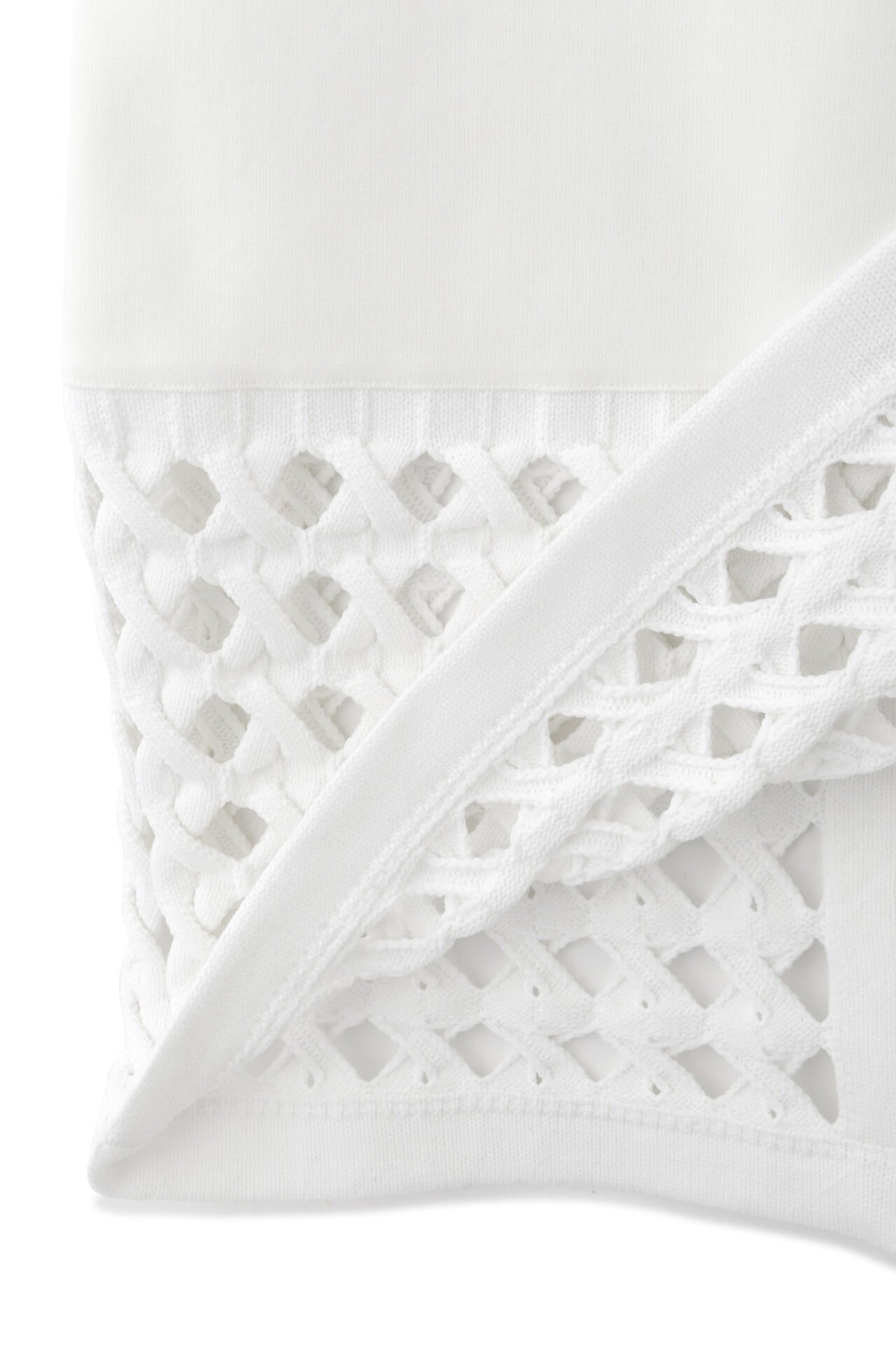 ケーブルメッシュニットワンピース | ADORE（アドーア） ｜【公式