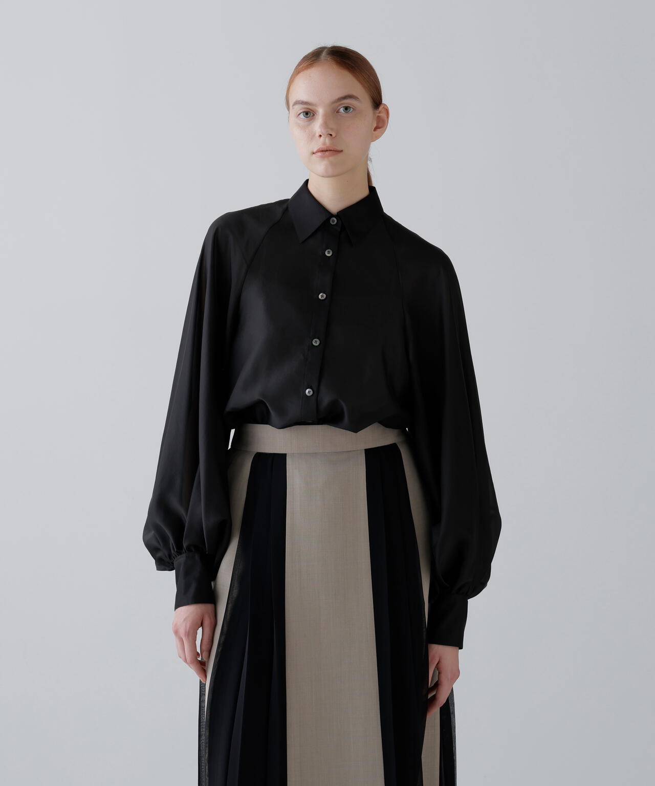 美品♪アドーア ウール袖リボンブラウス 38 ブラック黒 長袖 くるみボタン BLACK LABEL＞シルクオーガンブラウス | ADORE（アドーア