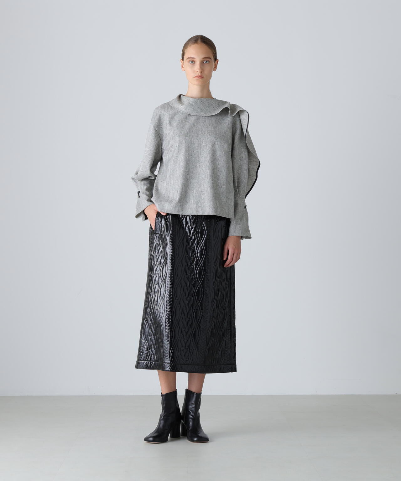 トップヘリンボーンブラウス | ADORE（アドーア） ｜【公式】通販mix