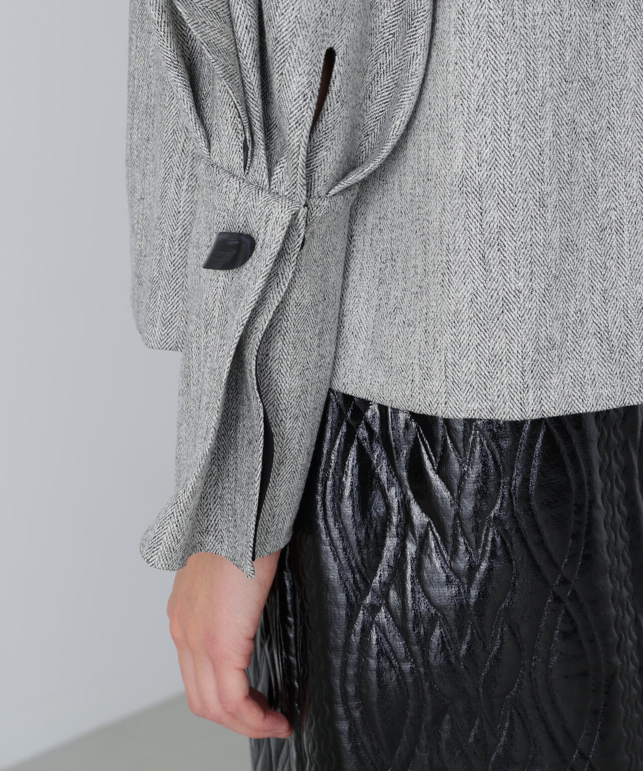 トップヘリンボーンブラウス | ADORE（アドーア） ｜【公式】通販mix