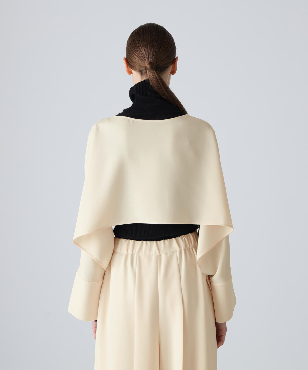 シルキーダブルクロスブラウス | ADORE（アドーア） ｜【公式】通販mix