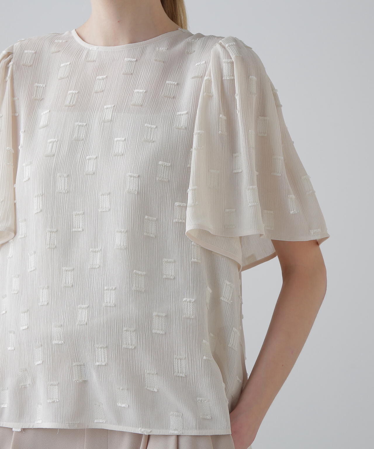 フィネストラジャガードブラウス