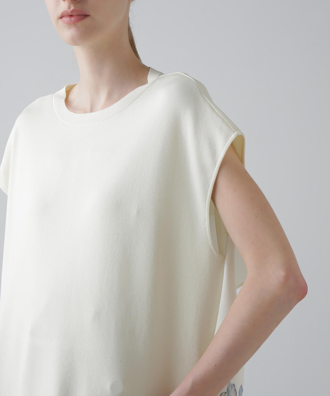 ピクトリカルブックプリントニットブラウス | ADORE（アドーア