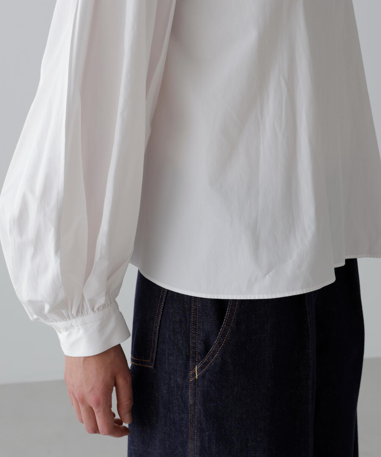 クリアクロスブラウス