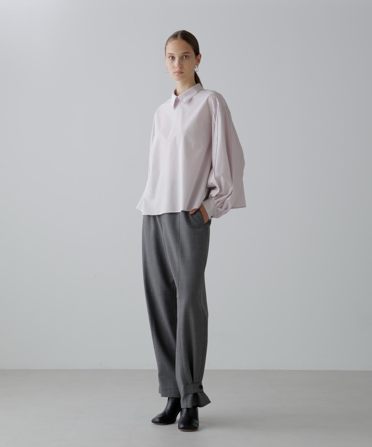 クリアクロスブラウス