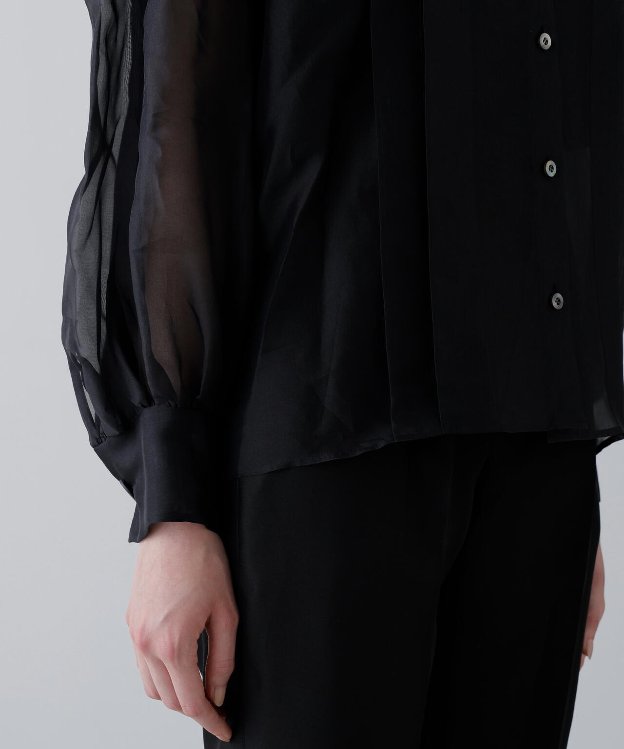 ＜BLACK LABEL＞シルクオーガンブラウス